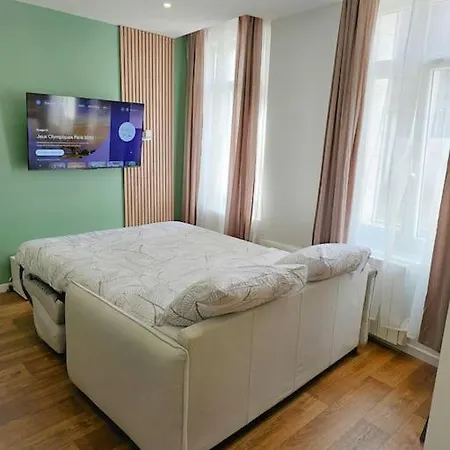 Elegant T2 Au Coeur De كامبراي