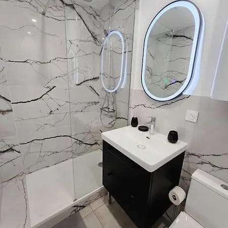 Apartment Elegant T2 Au Coeur De Cambrai